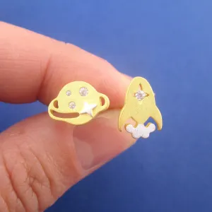 Planet Saturn Rocket Shaped Space Themed Sterling Silver Stud Earrings in Gold